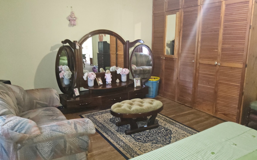 3 Bedroom Property for Sale in Hartbeesfontein North West